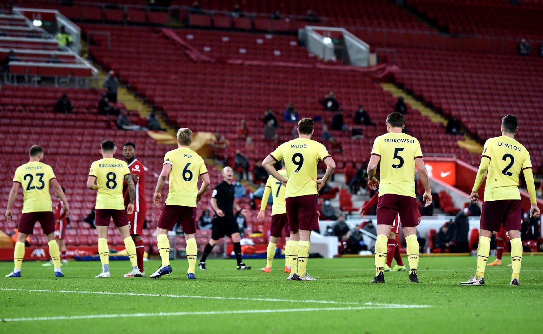 被更高的薪 被更高的薪